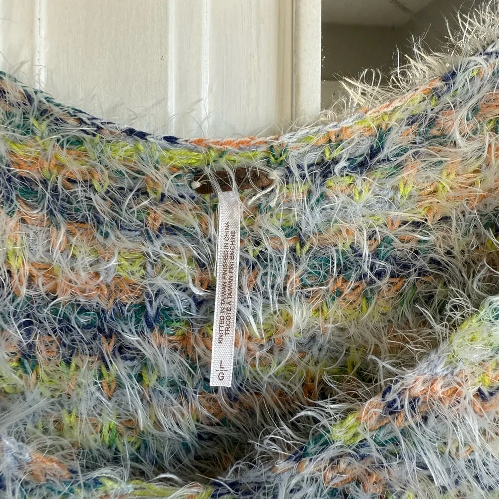 Free People oversized Cozy Multicolor Fuzzy Sweater - size large - Picture 5 of 6